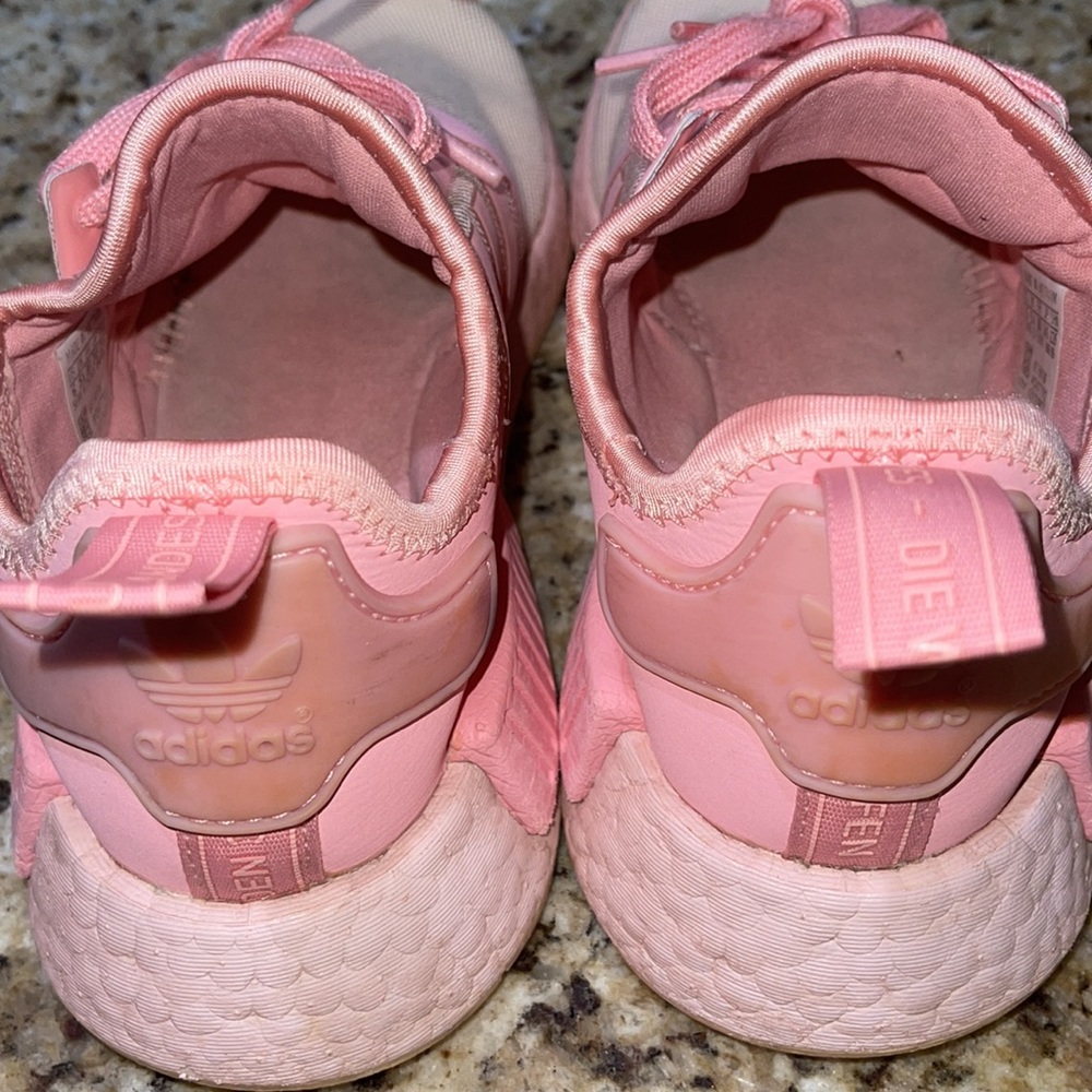 Adidas NMD R1 - Picture 7 of 10